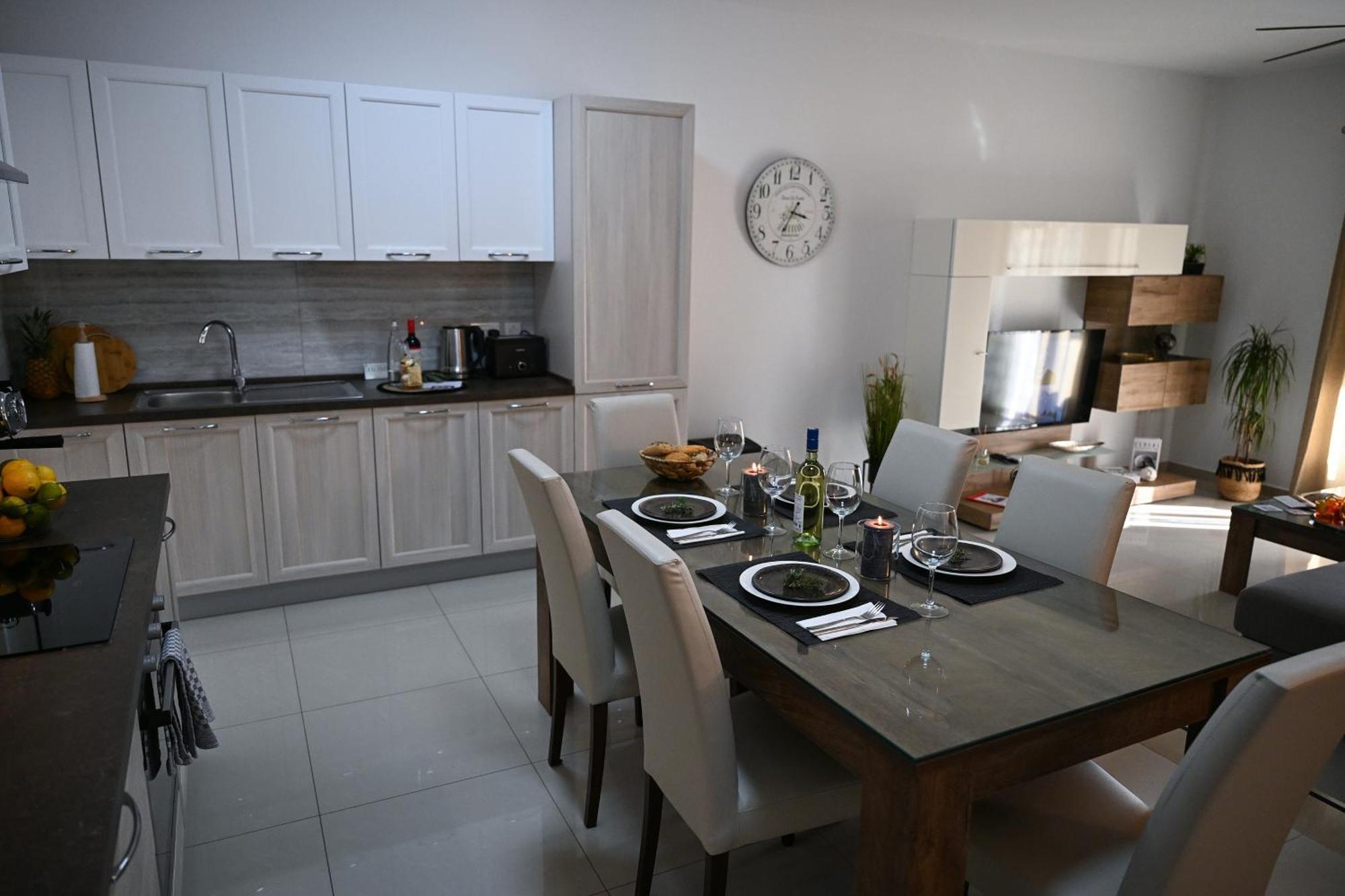 Apartamento Fl 1 Ta'lonza Luxury With Hot Tub By Homely *