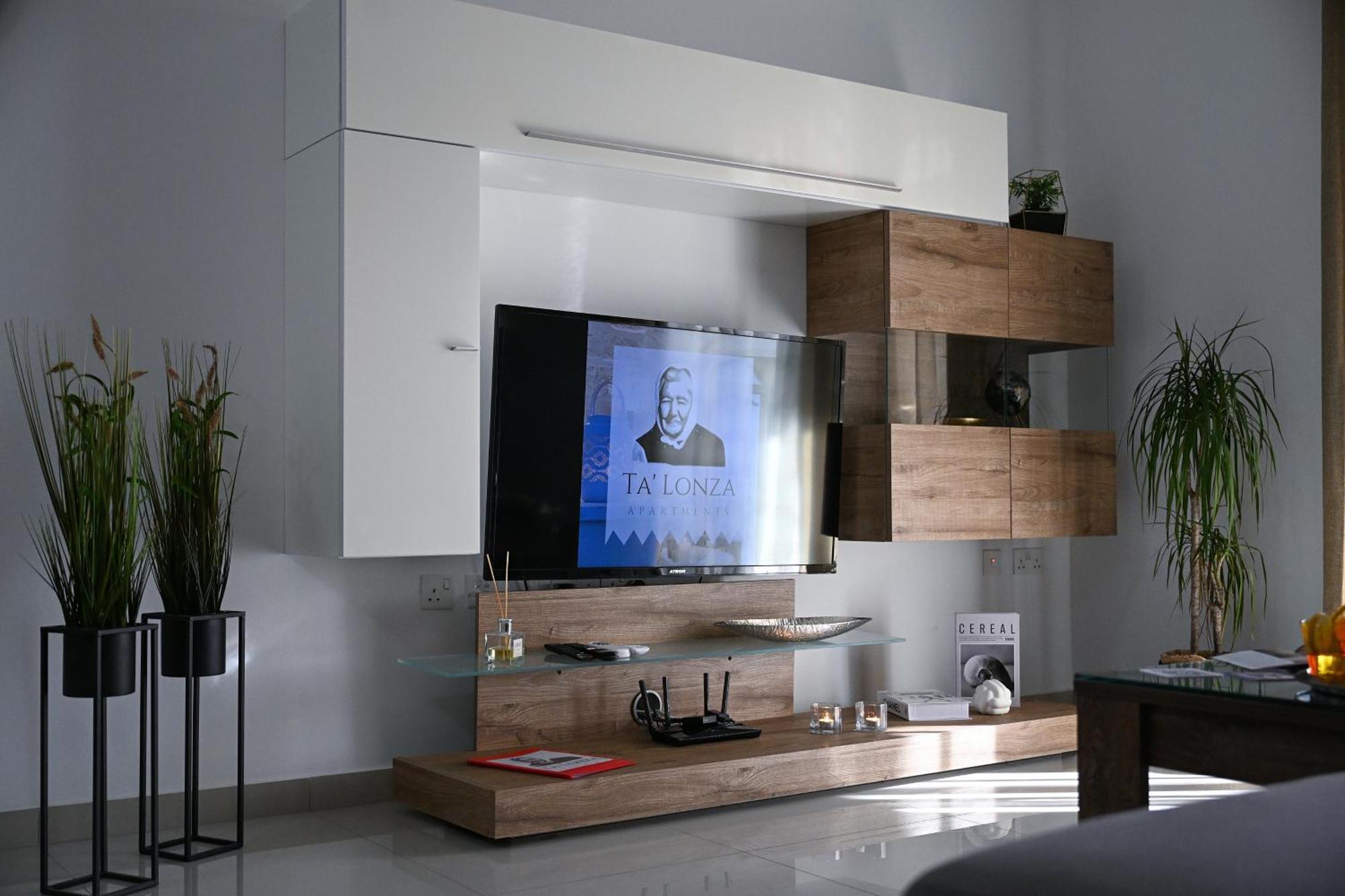 Fl 1 Ta'lonza Luxury With Hot Tub By Homely Mellieha