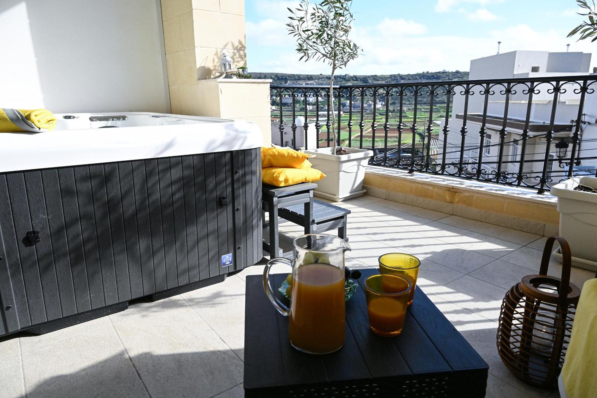 Fl 1 Ta'lonza Luxury With Hot Tub By Homely * Mellieha